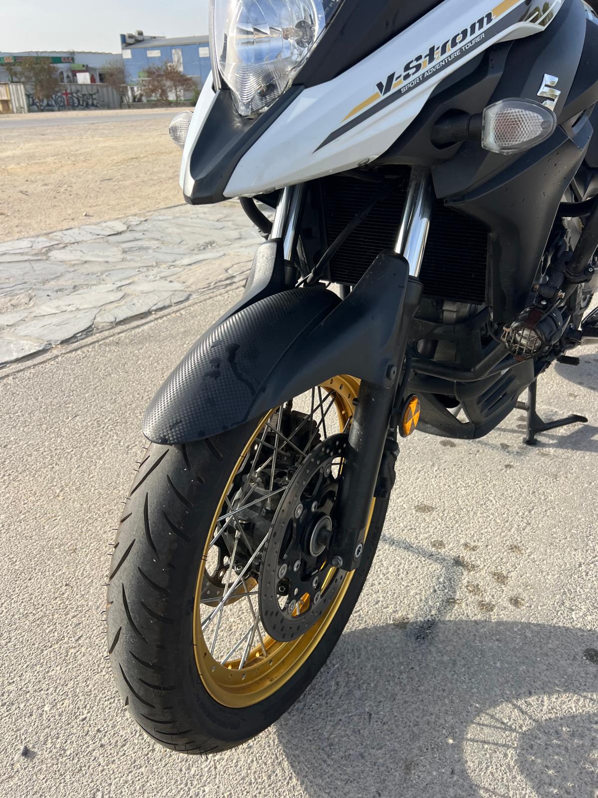 SUZUKI DL 650 V-STROM