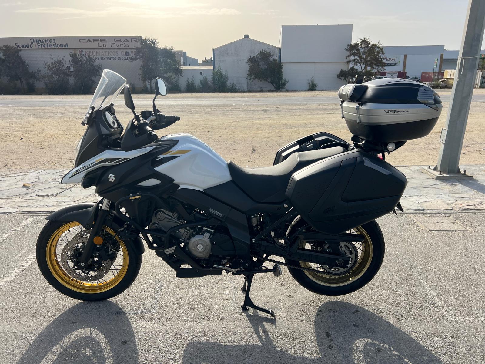 SUZUKI DL 650 V-STROM