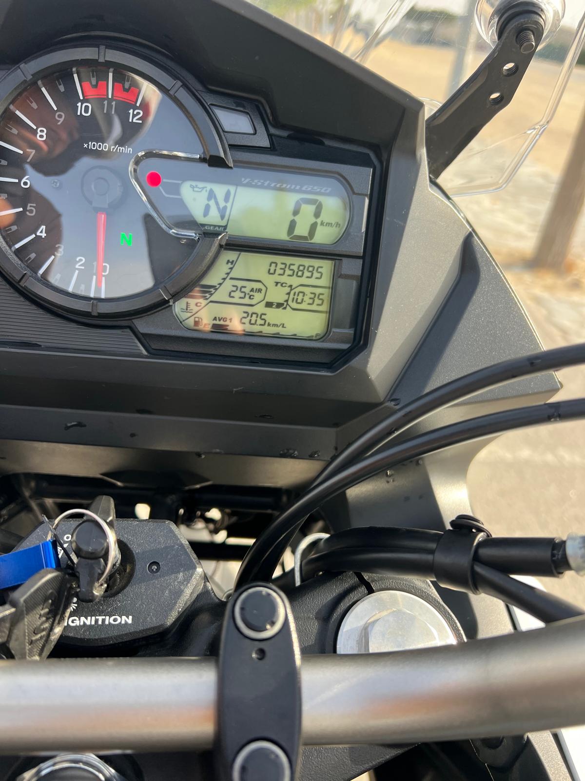 SUZUKI DL 650 V-STROM